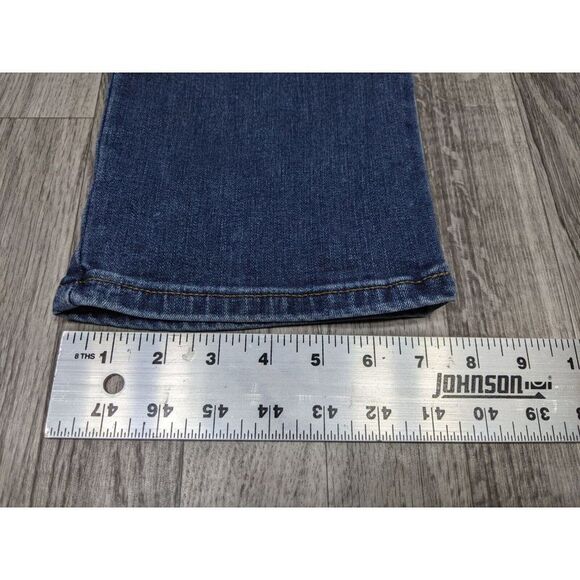 (3/$35) Lee Size 10 Petite Relaxed Fit Straight Leg Mid Rise Denim Blue Jeans - Picture 10 of 10